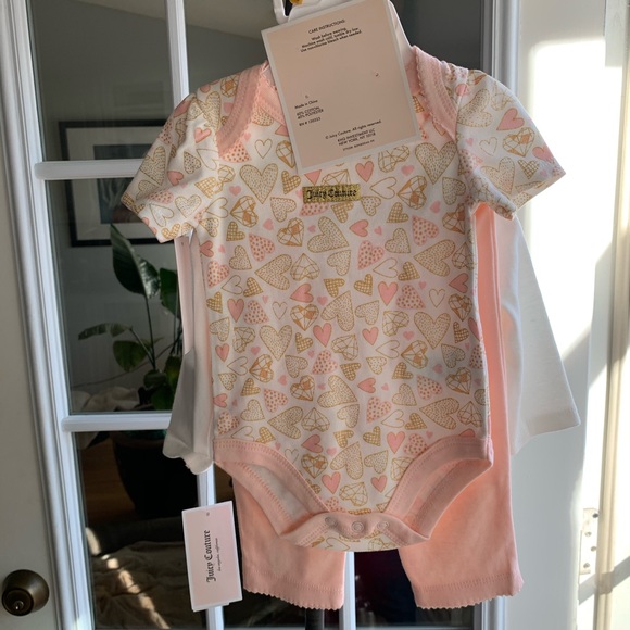Juicy Couture 3 Piece Set Born to Wear Juicy NWT - Picture 3 of 8